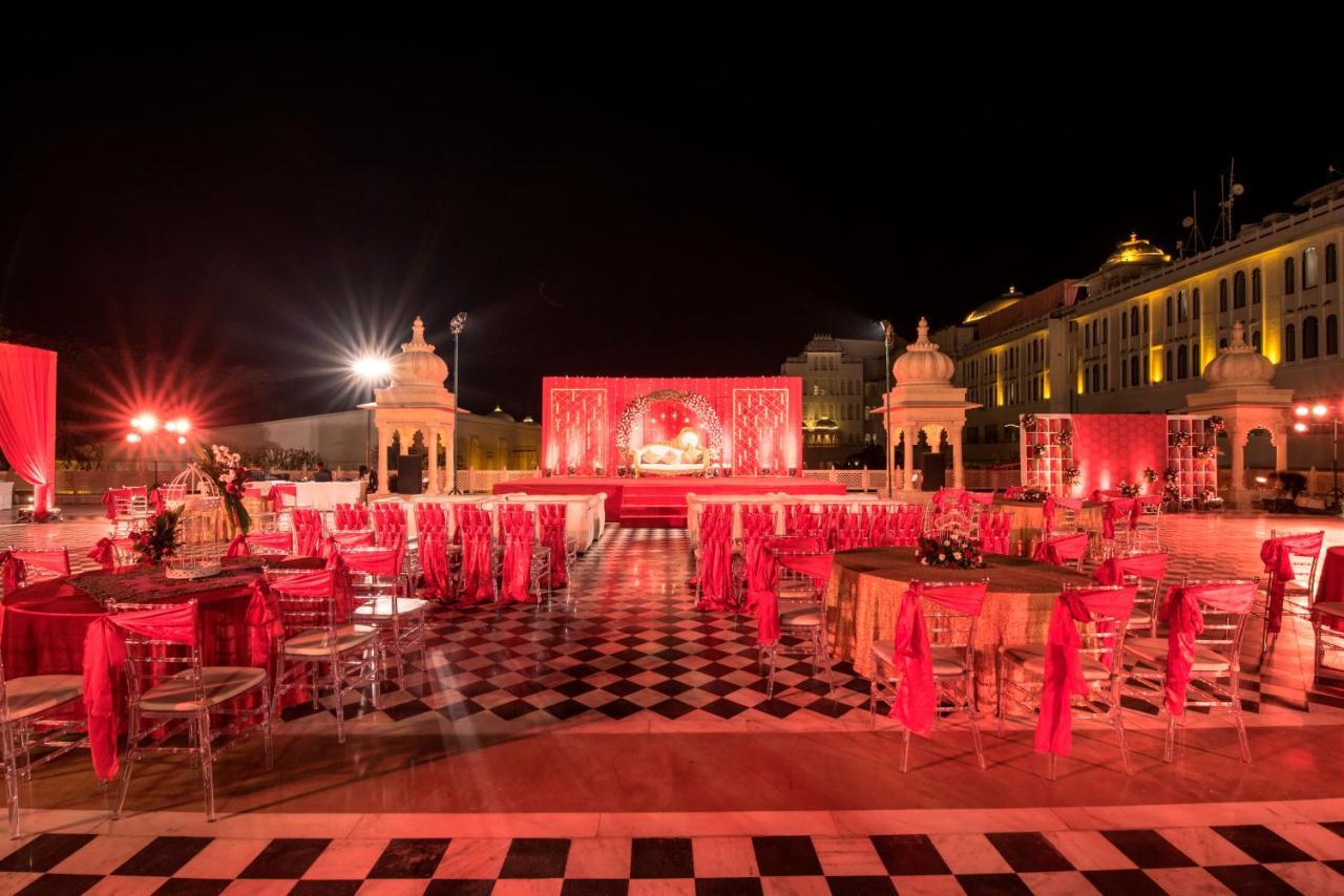Radisson Blu Udaipur Palace Resort & Spa Zewnętrze zdjęcie